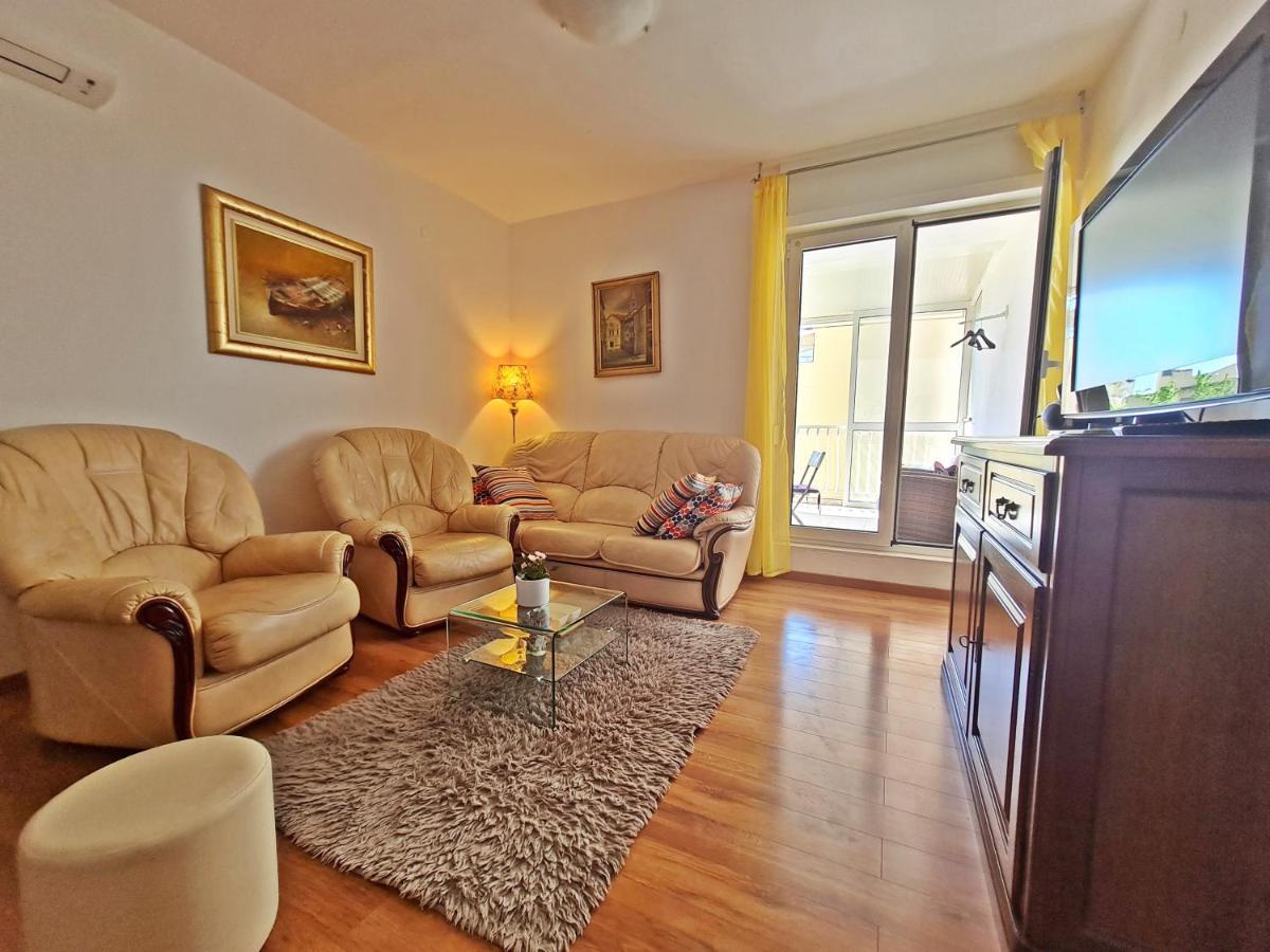 Apartment Nina Marie II Split Exteriér fotografie