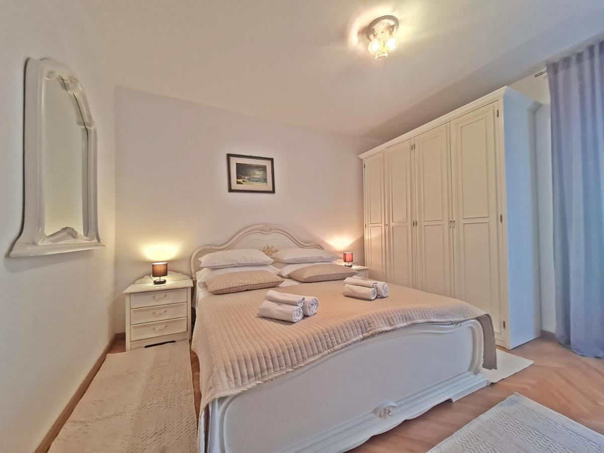 Apartment Nina Marie II Split Exteriér fotografie