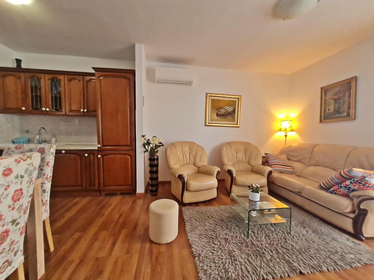 Apartment Nina Marie II Split Exteriér fotografie